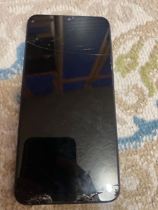 Смартфон Samsung Galaxy A10