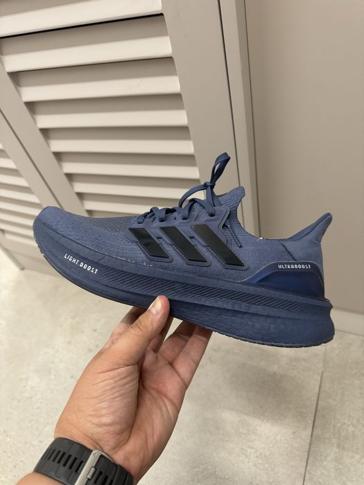 Кроссовки adidas ULTRABOOST 5 W