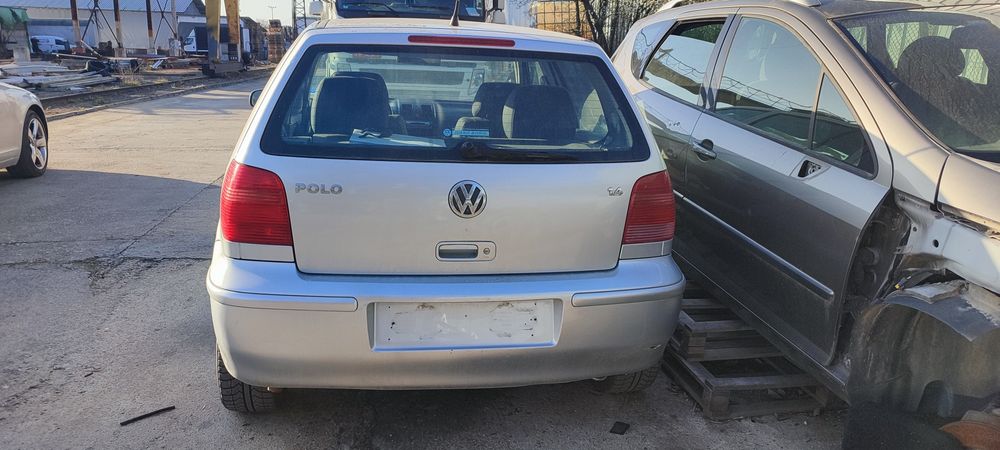 VW Polo 1.4 16v 2001г