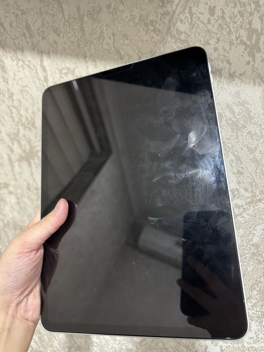Ipad Pro 11 - inch 256 Gb ( память )