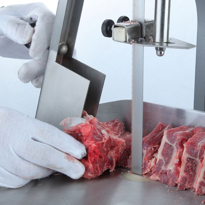 Резка раздел распил мяса рыбы птицы