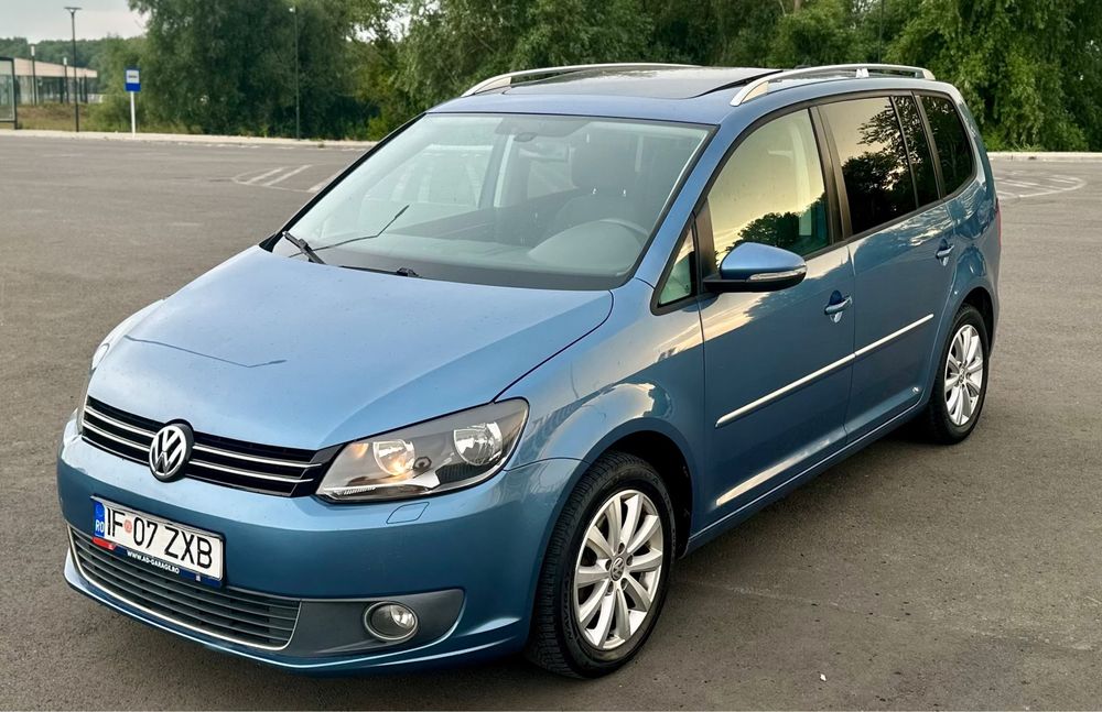 VW Touran// Panoramic// 1.6 diesel // alcantara