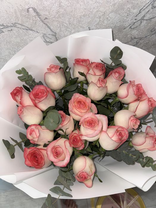 Цветы 12к голланский роза