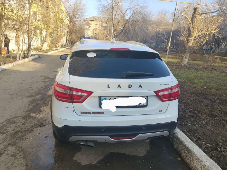 Продам автомобиль LADA Vesta SW Cross