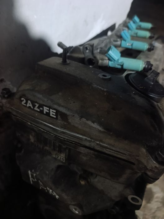 Тойота 2.4 35 ..