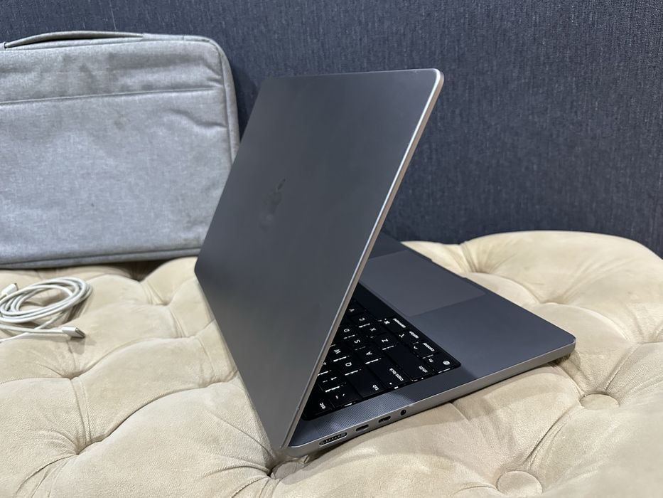 * Apple MacBook PRO 14 А2442 с чипом Apple M1 Pro не дорого!