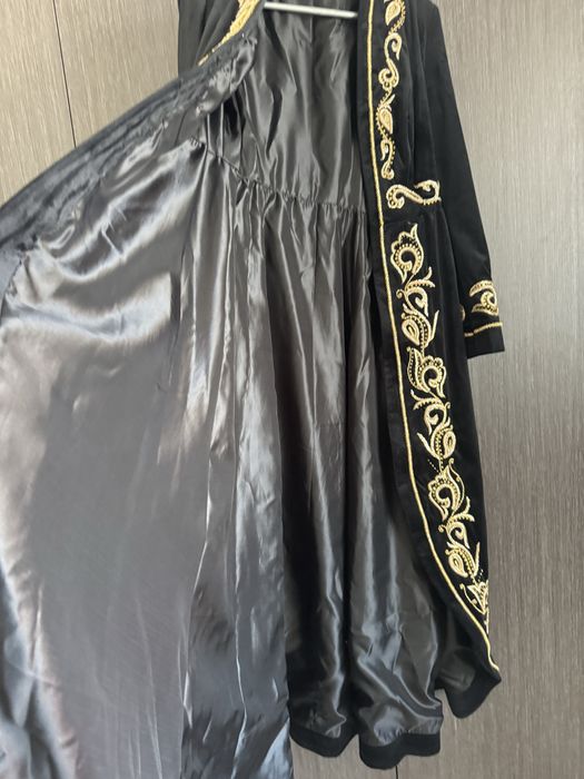 Продам чапан женский