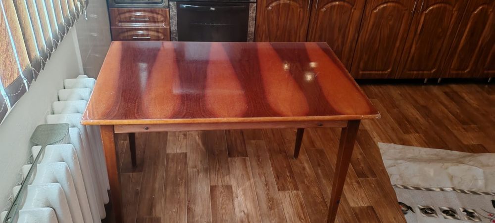 Продам  стол полировный