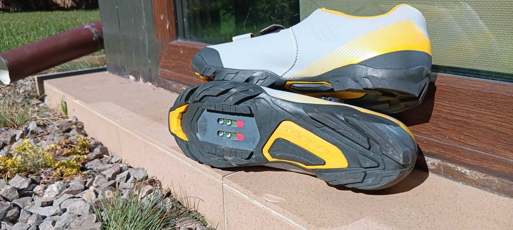 Pantofi MTB Shimano SPD, mărimea 43