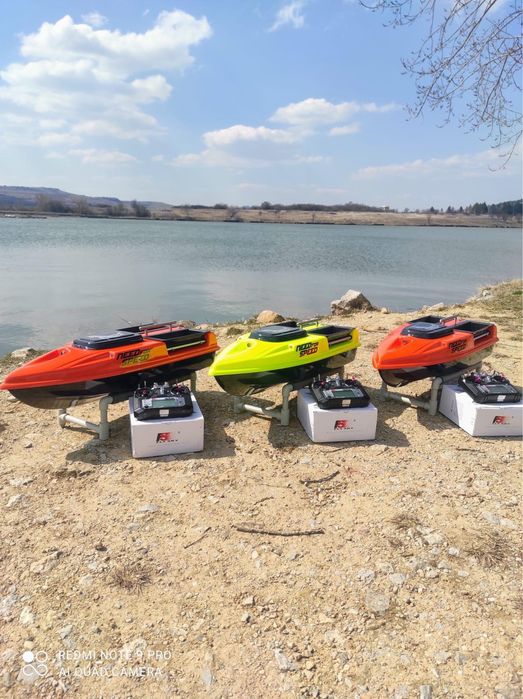 Лодка за захранка 1 година гаранция!!!