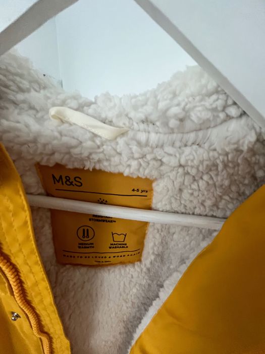 Geaca cu gluga impermeabila - Marks and Spencer