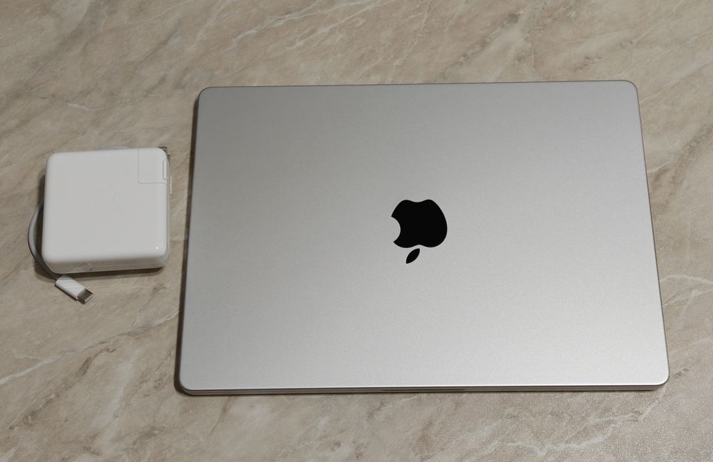 MacBook Pro 14 M3PRO 18/1TB 12CPU/18GPU 100%