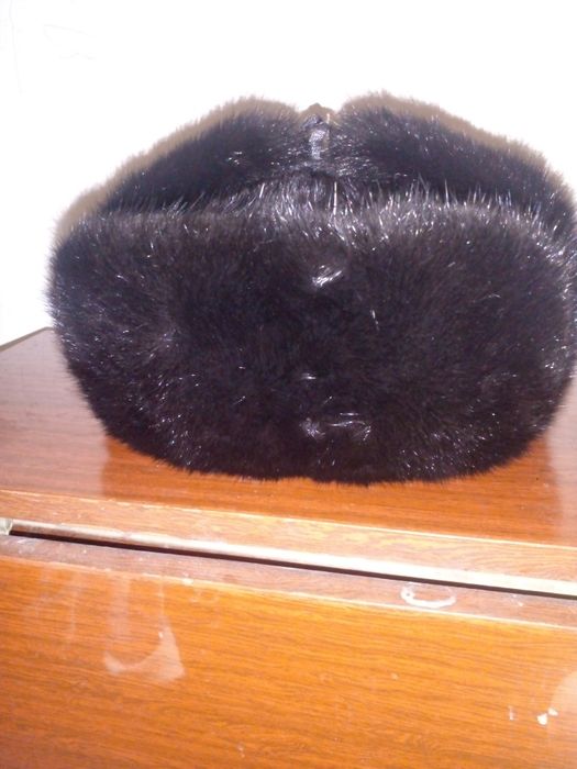 Продам норковую шапку размер 56