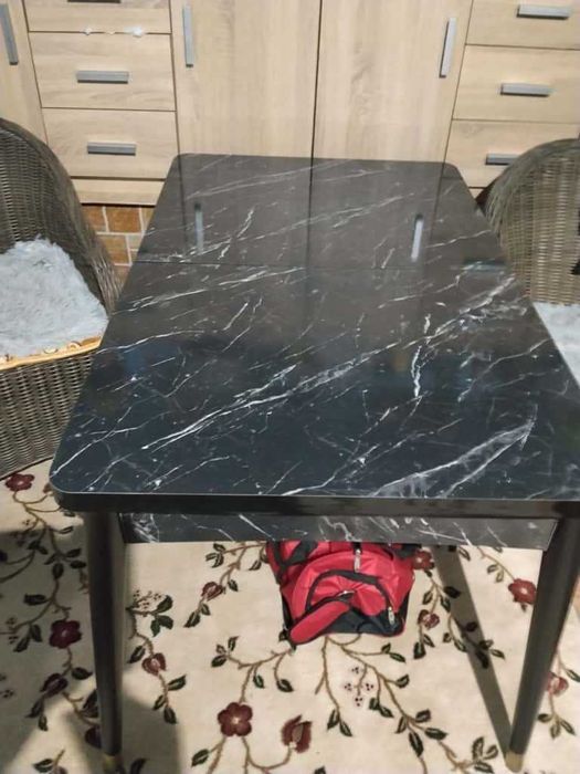 Vând masă sufragerie sau bucătărie