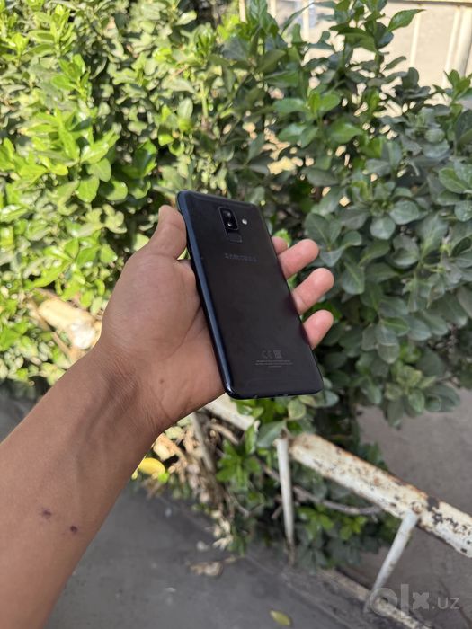 Samsung A6+ dastavka bor