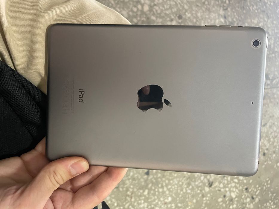 iPad mini 2 срочно