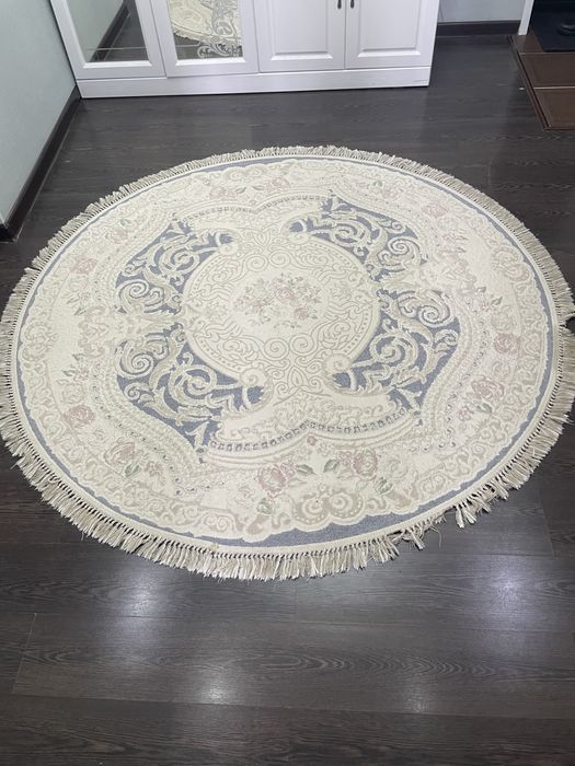 Продам б/у Ковер