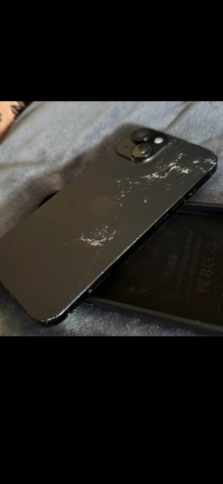 Iphone 15 128гб черен