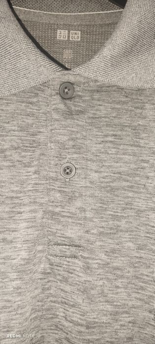 Футболка поло от бренда "UNIQLO