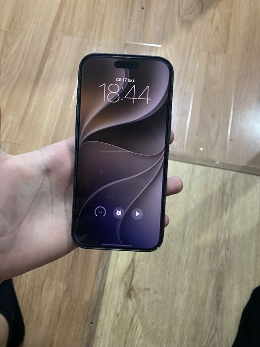 Iphone 16 pro max 256 Gb идеал