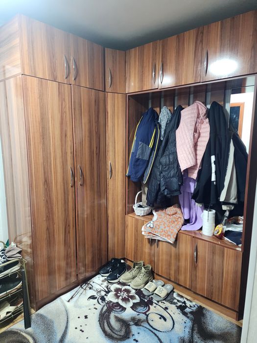 Продаётся шкаф для прихожий