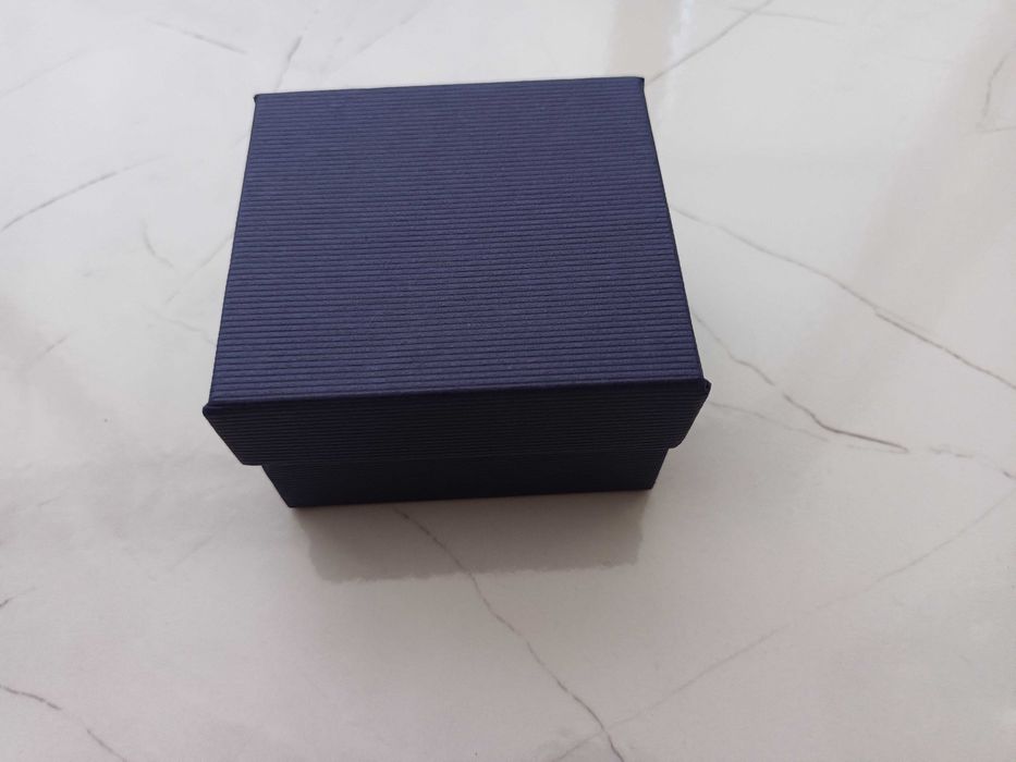 Подаръчна кутия за часовник с възглавничка, кутия за подарък, кутийка