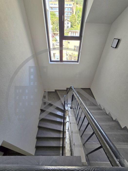 Продава се Тристаен апартамент в Варна, Бриз - 100 кв.м за 1960 €/кв.м - Снимка #9