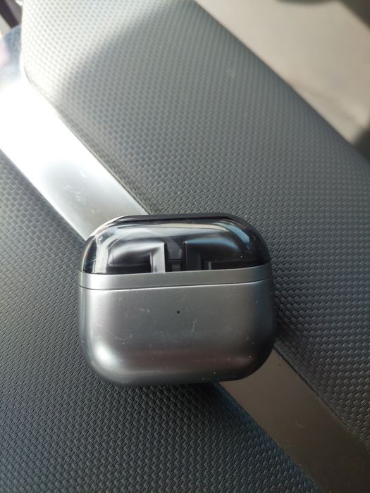 Продам наушники оригинал