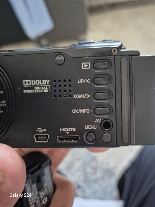 Ручная камера JVC FULLHD