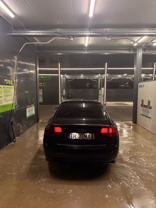 AUDI A4 2004 — imagine 3
