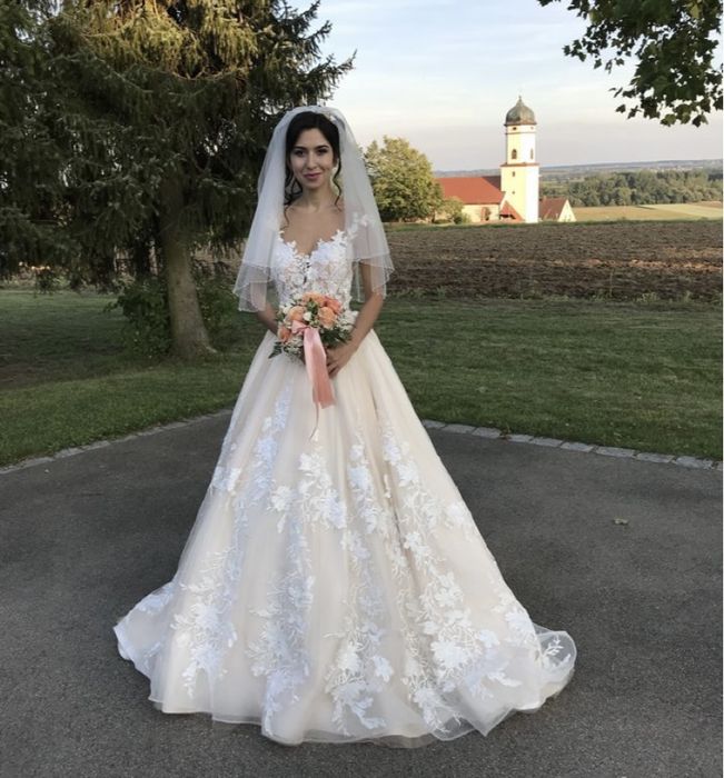 Свадебное платье