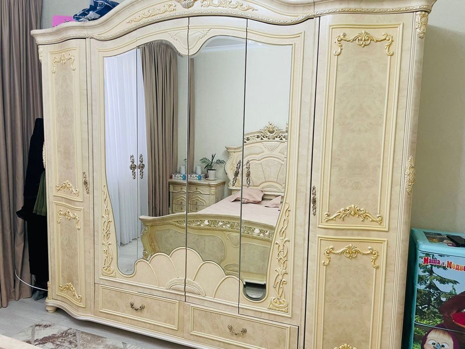 Гарнитура комплект