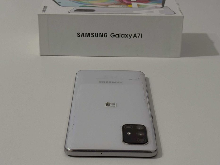 Бартер! Samsung Galaxy A71 Prism Silver (Бял)