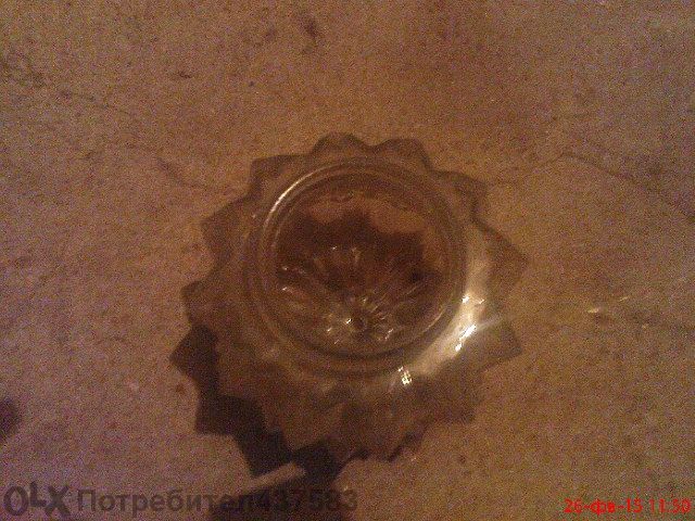 Стъклен релефен лампион Нов