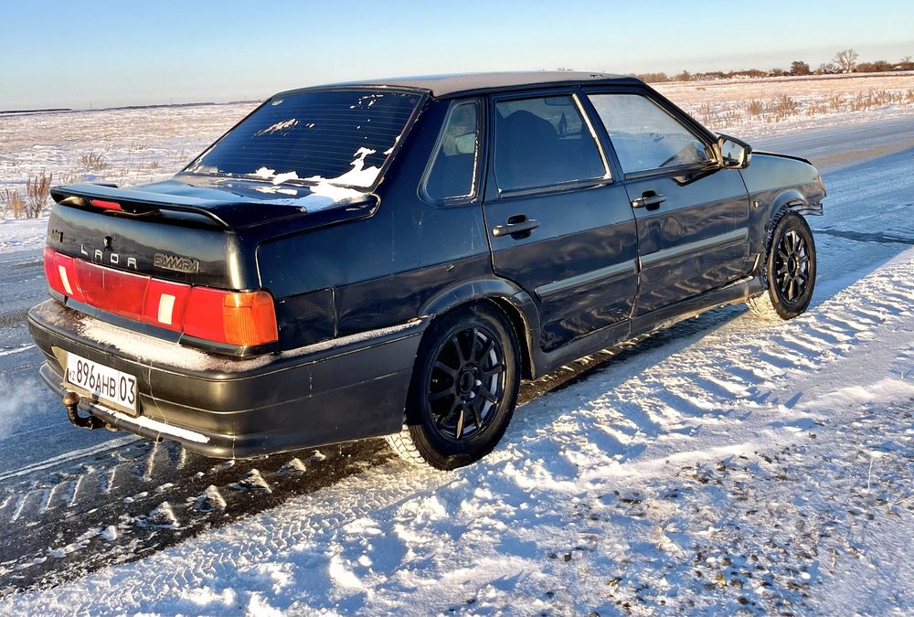 ваз 2115 на активном ходу