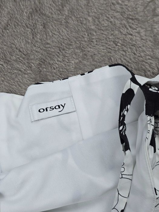 Rochie albă și neagră ORSAY - mărime 40