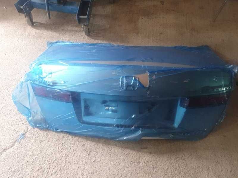 Крышка багажника Honda Accord