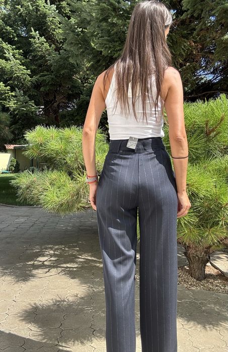 Pantaloni Kiabi - marimea xs , noi cu eticheta