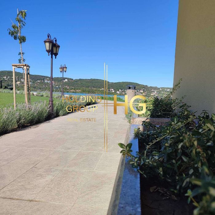 Продава се Тристаен апартамент в к.к. Св.Св. Константин и Елена - 104 кв.м за 2299 €/кв.м - Снимка #9