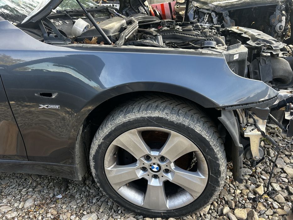 Aripă dreapta față BMW E60, E61