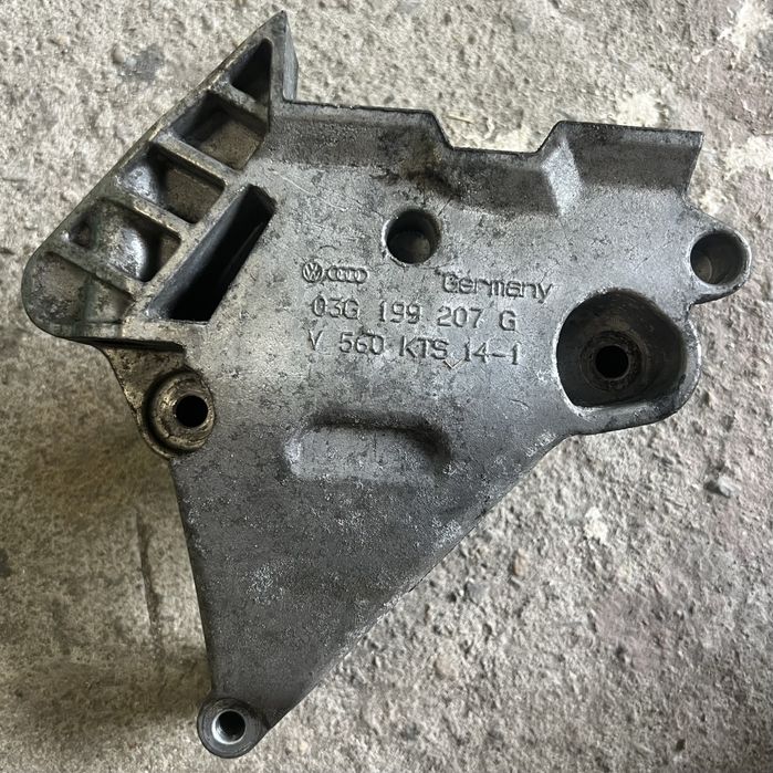 Конзола/Лапа за двигател 03G 199 207 G VW Audi Skoda Seat
