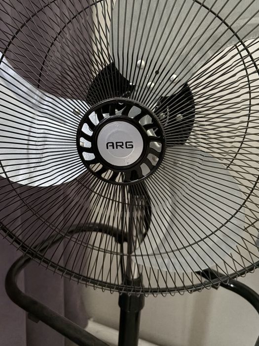 Вентилятор настольный/напольный