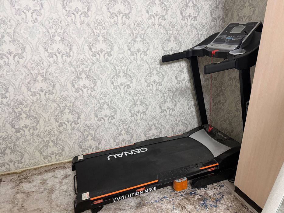 Беговая дорожка GENAU EVOLUTION M800