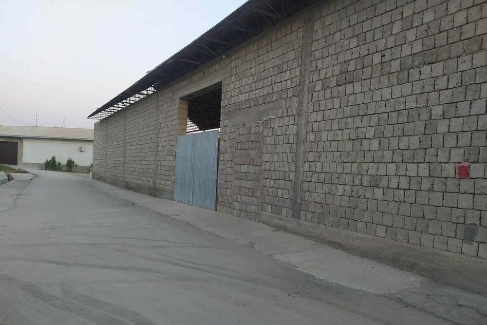 Участка сотилади