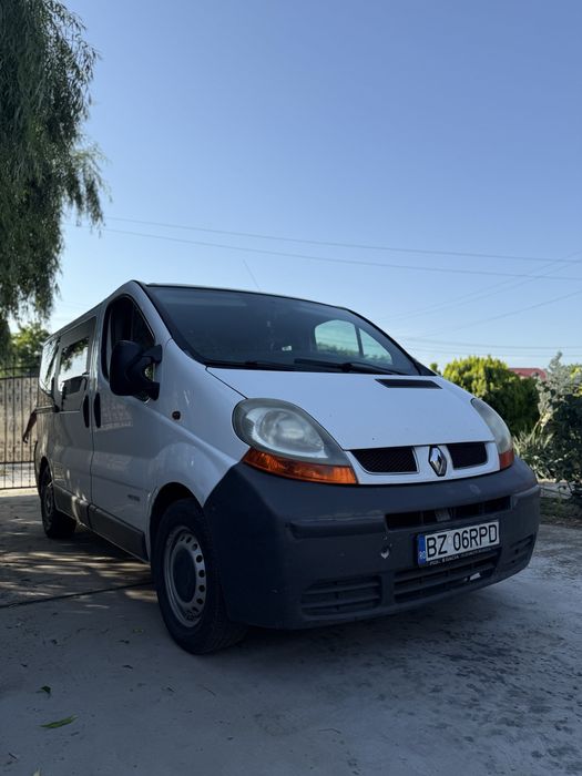 RENAULT Trafic 2006 — imagine 2