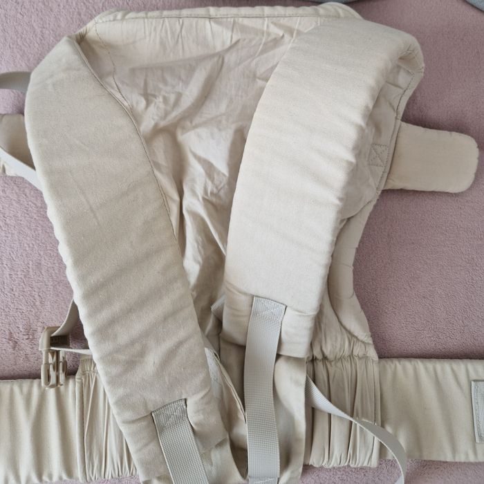 Marsupiu ergonomic