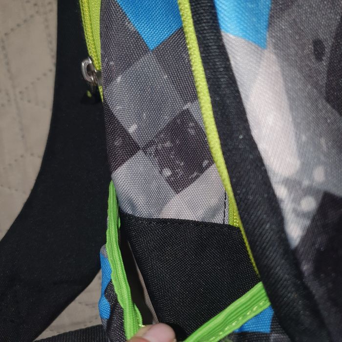 Ghiozdan scoala ergonomic