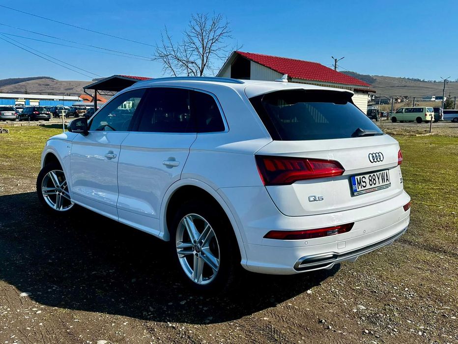 Audi Q5 2.0Tdi S-Line Quattro