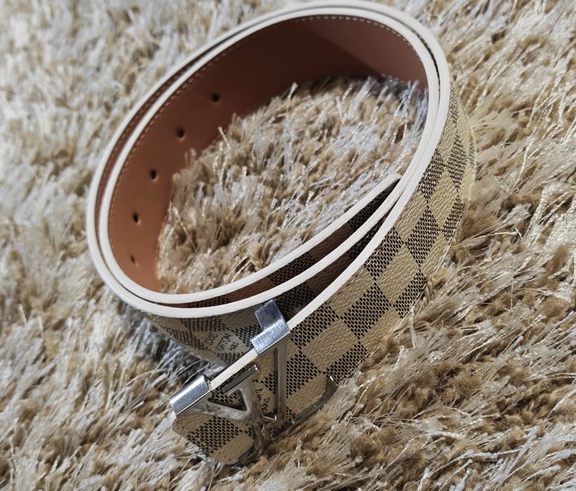 Curea bărbați stil LV – mărimea 42 / 105 cm – stare foarte bună