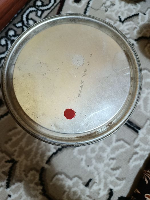 Hayat kiraska rangi qizil rang yangi